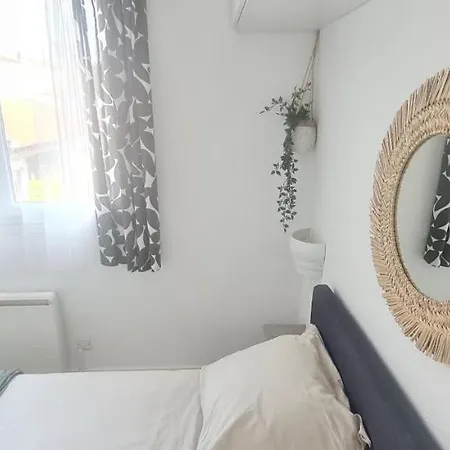 Nid Douillet A Apartment